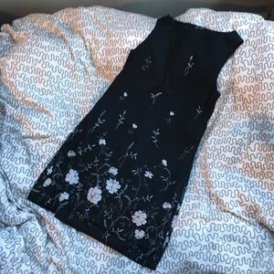Black Elegant Floral Shift Dress